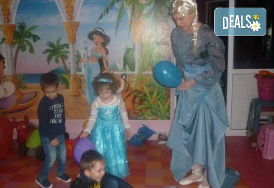 Незабравим празник за Вашето дете! Аниматор за детски рожден ден до 15 деца, облечен в герой по избор, занимателни игри, балони и рисунки! - Снимка 4