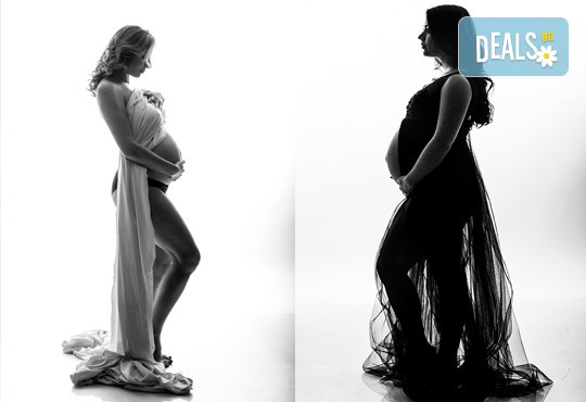 60-минутна фотосесия за бременни в студио с включени аксесоари, дрехи и ефекти + обработка на всички заснети кадри, от Chapkanov photography! - Снимка 9