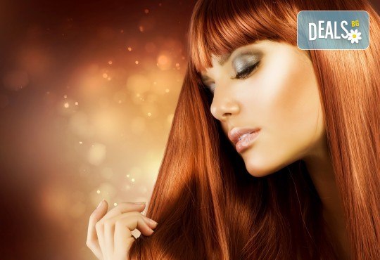 Цялостна грижа за Вашата коса с боядисване, подстригване и оформяне на прическа по избор в салон за красота Коса и Грим! - Снимка 3