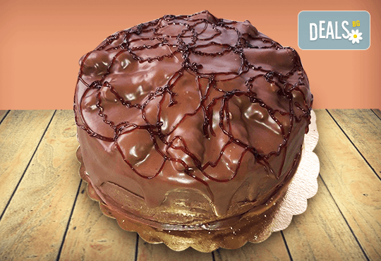 Сладко изкушение! Шоколадова торта Париж с 8, 12 или 16 парчета от майстор-сладкарите на Сладкарница Джорджо Джани! - Снимка 1