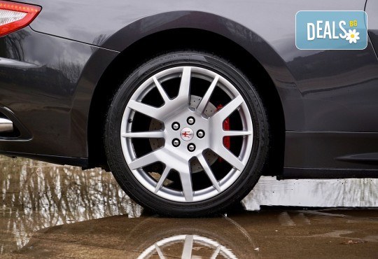 Готови за летния сезон! Смяна на 2 или 4 гуми с монтаж, демонтаж, баланс и тежести от Автосервиз Слатина! - Снимка 4