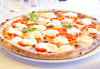 Апетитна пица по избор с автентичен вкус по оригинална рецепта от италиански ресторант Mangia e Bevi в центъра на София! - thumb 1
