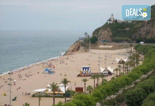 Last minute! През май в Калея, Испания! 5 нощувки, закуски и вечери в хотел 3*, самолетен билет, летищни такси, трансфери и бонус: йога практики на плажа! - Снимка 11