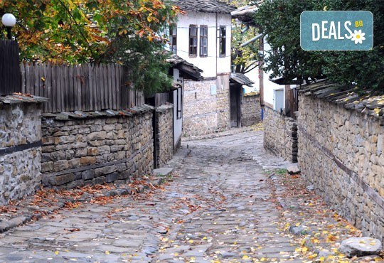 Екскурзия на 19.05. до смайващите Крушунски водопади и Ловеч с Дрийм Тур - транспорт, екскурзовод и включена застраховка! - Снимка 6