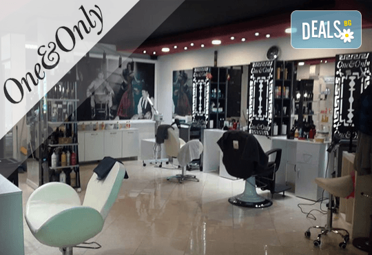 Дълготраен маникюр с гел лак в цвят по избор от богатата палитра на Shellac, Creative play и Black Bottle, 2 декорации и масаж на ръцете с ароматна свещ в The One & Only! - Снимка 7