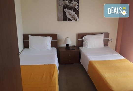 За 24-май почивка в Elena House в Палео Цифлики, Гърция! 3 нощувки със закуски в двуспални апартаменти, безплатно за дете до 3г. - Снимка 6