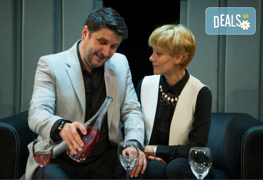 Асен Блатечки и Койна Русева в най-новата комедия Театрална къща Viva Arte - „Лъжата”, на 07.06. от 19 ч., в Театър Сълза и Смях, 1 билет - Снимка 5