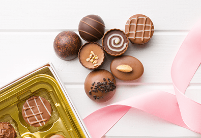 Истинската наслада за сетивата! 50 или 100 грама бонбони по Ваш избор от бутиковия магазин на Моменти в центъра на София!