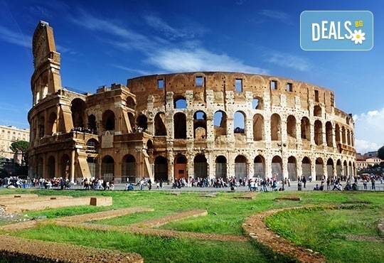 Самолетна екскурзия до Рим през ноември с Дари Травел! 4 дни, 3 нощувки със закуски в хотел 2/3*, самолетен билет, такси, трансфери и водач - Снимка 2