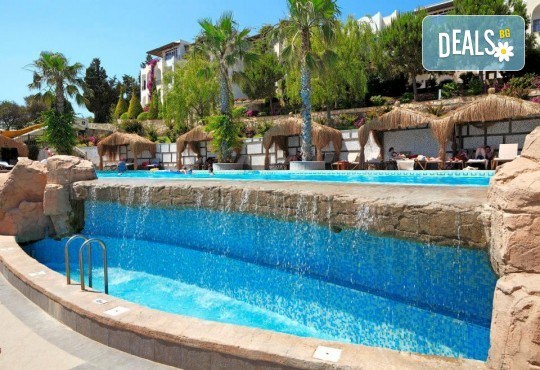 Почивка в Бодрум, Турция, септември/ октомври! 1 нощувка на база Ultra All Inclusive в Kadikale Resort & SPA 5*, възможност за транспорт - Снимка 12