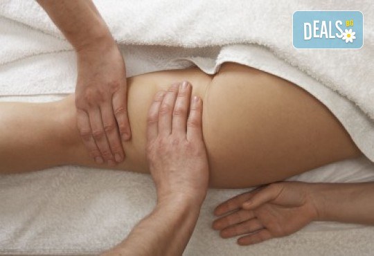 Красиво тяло! Антицелулитен масаж с вендузи и бодирепинг терапия в център Биохелт! - Снимка 3