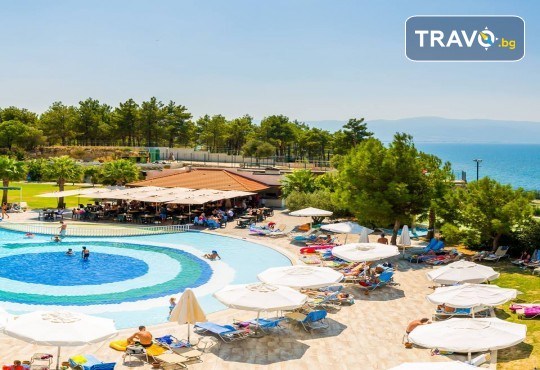 Късно лято в Sea Light Resort Hotel 5*, Кушадасъ, Турция! 5 нощувки на база Ultra All Inclusive, безплатно за дете до 12.99г. - Снимка 3
