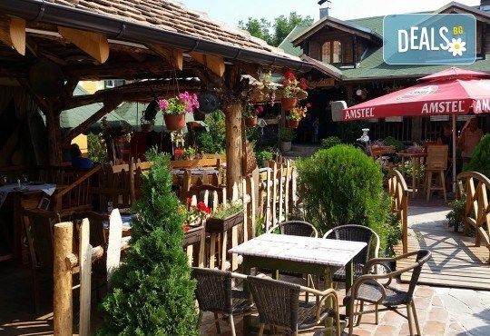 Уикенд почивка Лесковац, Сърбия, през юли! 1 нощувка със закуска и вечеря с жива музика и неограничени напитки в хотел Грош 2*, възможност за транспорт - Снимка 2
