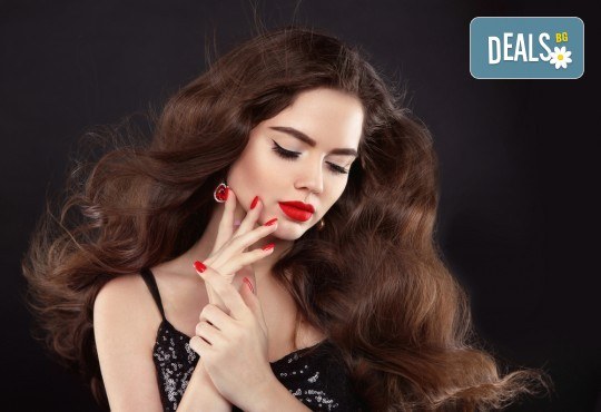 Дълготраен маникюр с гел лак OPI Infinity, 2 красиви декорации и бонус: сваляне на стар гел лак в салон за красота Невени! - Снимка 3