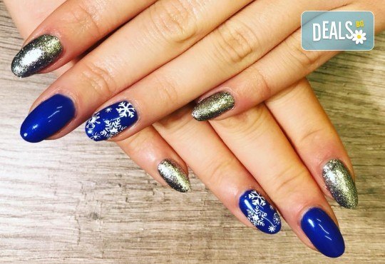 Арт! Маникюр с гел лак и 10 рисувани декорации на супер цена в Студио за маникюр Vess Nails! - Снимка 13