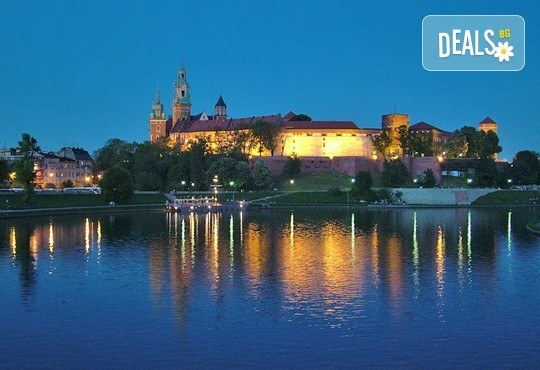 Екскурзия през септември до Словакия, Полша и Унгария! 6 нощувки със закуски, транспорт, панорамни обиколки в Краков, Варшава, Будапеща и възможност за посещение на Освиенцим - Снимка 4