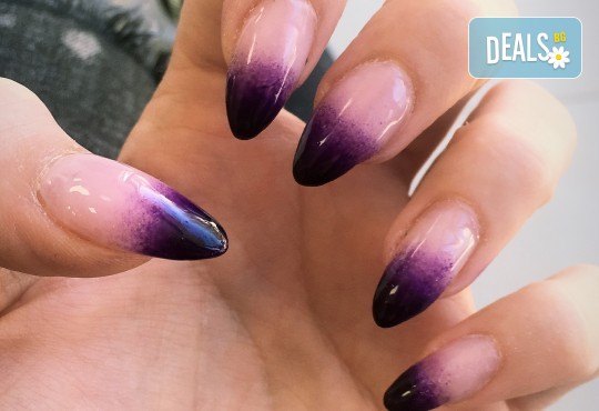 Красиви и дълготрайни цветове! Изграждане с гел, маникюр с BlueSky, 4 декорации или камъчета, пилинг и масаж на ръцете в New faces-beauty studio! - Снимка 5