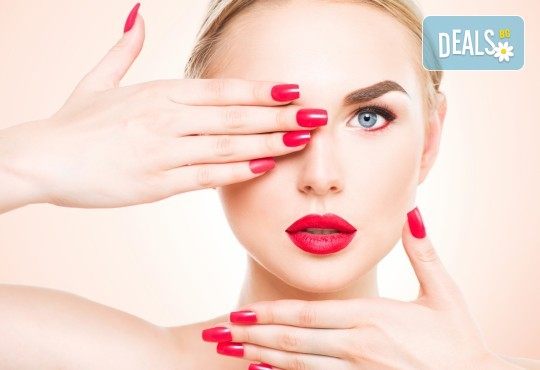 Красиви и дълготрайни цветове! Изграждане с гел, маникюр с BlueSky, 4 декорации или камъчета, пилинг и масаж на ръцете в New faces-beauty studio! - Снимка 2