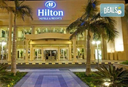 На почивка в Египет през есента! 7 нощувки на база All Inclusive в Hilton Resort 5* в Хургада, самолетен билет, летищни такси и трансфери - Снимка 1