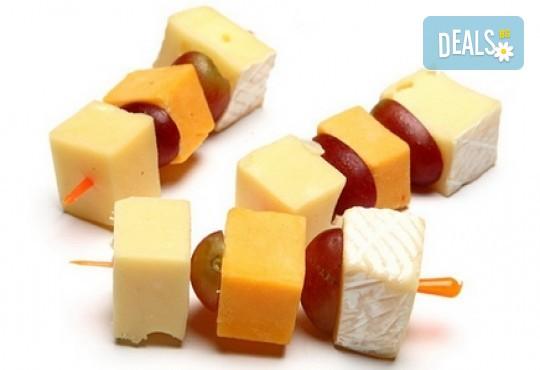 За Вашето събитие! Вземете 60, 100 или 150 солени хапки по избор от CreatEvents Кетъринг! - Снимка 8