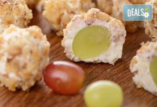 За Вашето събитие! Вземете 60, 100 или 150 солени хапки по избор от CreatEvents Кетъринг! - Снимка 4