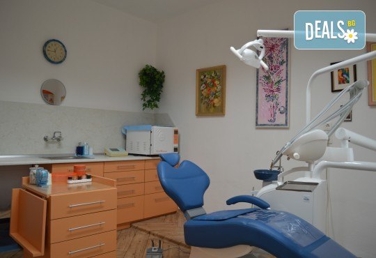 За красива и здрава усмивка! Почистване на зъбен камък с ултразвук, полиране и профилактичен преглед в Sofia Dental! - Снимка 4