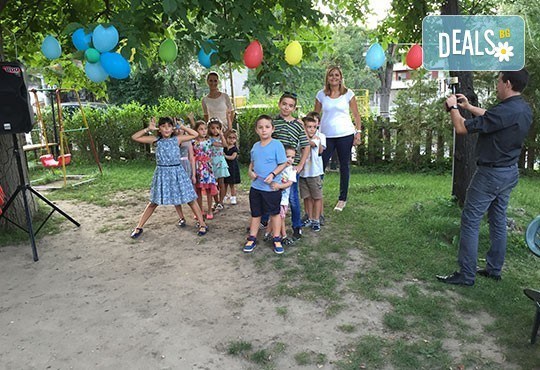 Вече и във Варна и Бургас! DJ-аниматор и озвучаване за детски рожден или имен ден и подарък: украса от балони! На избрано от Вас място! - Снимка 6