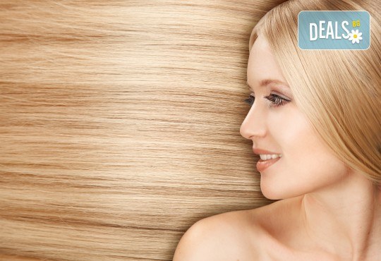 Гладка и блестяща прическа! Ламиниране на коса, масажно измиване и прав сешоар в салон за красота Diva - Снимка 2