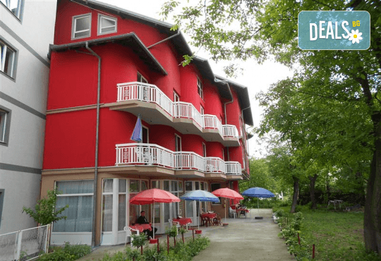 За 22.09. в Сърбия, Сокобаня! 2 нощувки в Hotel Banjica или VIlla Palma с 2 закуски, 2 обяда и 2 вечери, едната - с жива музика и напитки, възможност за транспорт! - Снимка 7