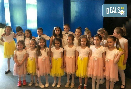 Две или четири посещения за деца от 3 до 16 год. на детска вокална група Палави ноти в Sofia International Music & Dance Academy! - Снимка 3