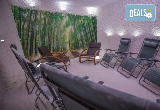 Пълно обновяване с магията на солта и меда! Солна стая с халотерапия 40мин, меден детокс масаж на гръб или избрана зона и дълбока хидратация, от Thai SPA! - Снимка 4