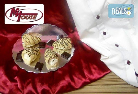 Сладък импулс! 50 или 100 броя сладки петифури микс в ШЕСТ различни вкусови стила от Muffin House - Снимка 10