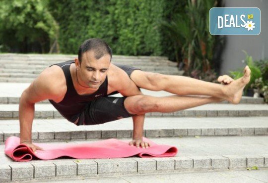 Хармония за тялото и ума! 2 или 4 посещения на йога с д-р Аман Суд в Sofia International Music & Dance Academy! - Снимка 7