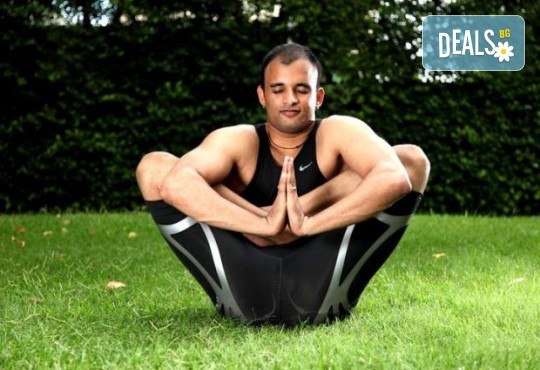 Хармония за тялото и ума! 2 или 4 посещения на йога с д-р Аман Суд в Sofia International Music & Dance Academy! - Снимка 4
