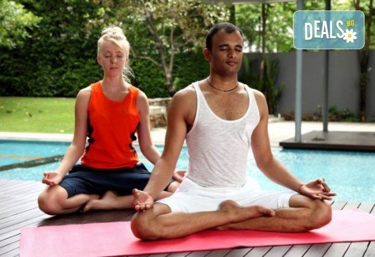 Хармония за тялото и ума! 2 или 4 посещения на йога с д-р Аман Суд в Sofia International Music & Dance Academy! - Снимка 5