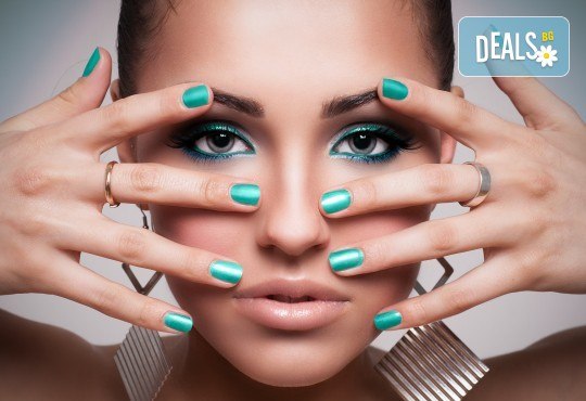 Безупречна визия! Дълготраен маникюр в цвят по избор от богатата палитра на Bluesky и бонус: сваляне на стар гел лак от Масажно студио Скорпио Релакс! - Снимка 2