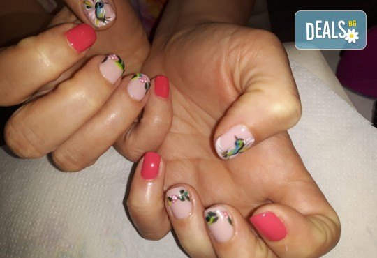 Mаникюр с гел лак BlueSky, 2 или 4 декорации, вграждане на камъчета и ефекти от Салон Мечта! - Снимка 46