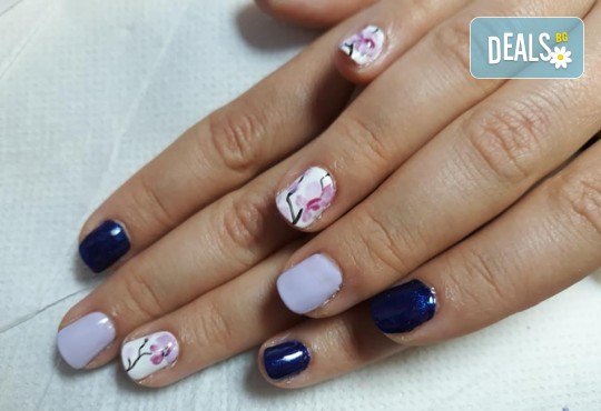 Mаникюр с гел лак BlueSky, 2 или 4 декорации, вграждане на камъчета и ефекти от Салон Мечта! - Снимка 7
