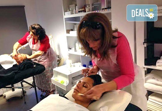 Официална прическа с модерен дизайн по избор при стилист на Салон за красота B Beauty! - Снимка 6