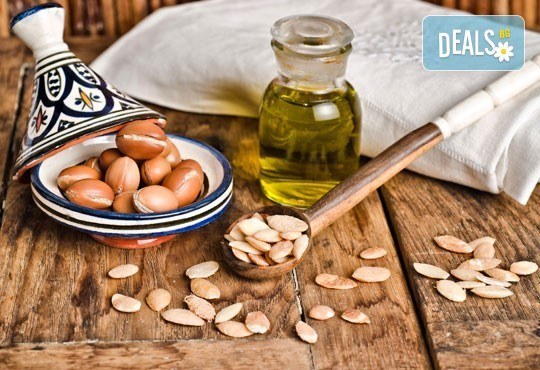 Букли! Шармантна прическа с френски букли и арганова терапия при опитен стилист в WAVE STUDIO-НДК! - Снимка 5