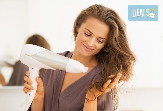 Загадъчна визия! Арганова или кератинова терапия + инфраред сешоар и оформяне на косата със сешоар в Wave Studio - НДК - Снимка 4