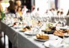 За Вашето събитие! 90 бр. коктейлни хапки с прошуто, моцарела, чери докатки, френски сирена и пушени меса, декорирани и готови за сервиране, от Топ Кет Кетъринг! - thumb 2