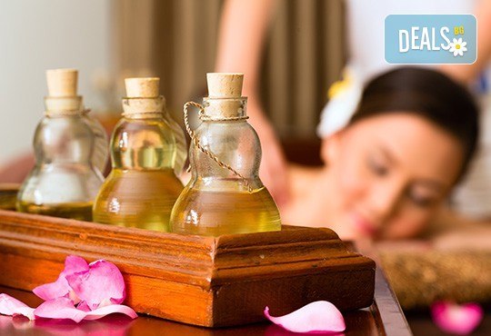 Класически болкоуспокояващ масаж на гръб, врат и раменен пояс с масло от манго в студио за красота Нимфея! - Снимка 1