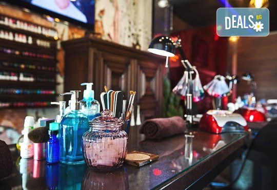 Погрижете се за косата си! Подстригване, масажно измиване, прав сешоар + кератинова преса, която подхранва косъма в дълбочина, или букли в соларно и козметично студио Моre Sun в жк. Младост 3! - Снимка 14