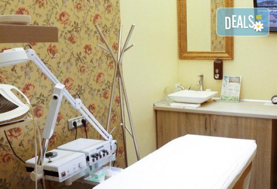 Нова Година 2019 в хотел Rin Grand 4*, Букурещ, с Караджъ Турс! 2 нощувки със закуски, транспорт, водач и програма - Снимка 10