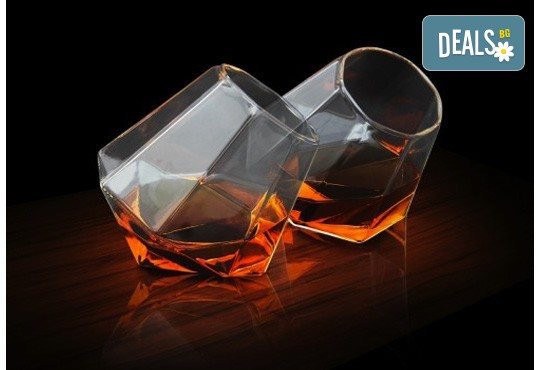 Нестандартно и оригинално! Вземете луксозен сет чаши за уиски с форма на диамант! - Снимка 2