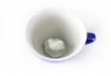 Направете подарък на себе си или на близък човек - ефектна синя керамична чаша с жаба в нея! - thumb 3