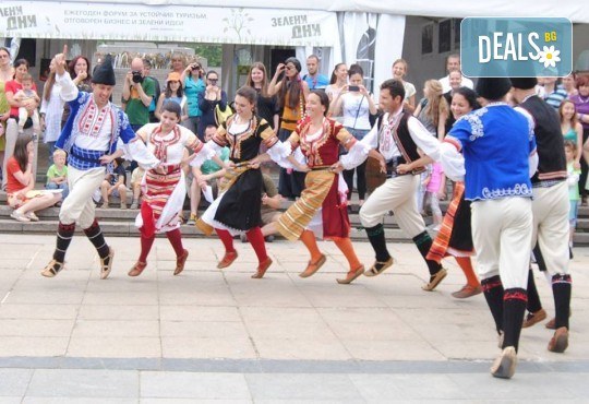 Едно посещение на народни танци в Танцова школа Дивля, от Sofia International Music & Dance Academy! - Снимка 2