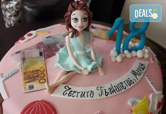 За момичета! Красиви детски торти за момичета с принцеси и приказни феи + ръчно моделирана декорация от Сладкарница Джорджо Джани - Снимка 46