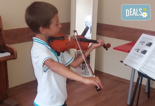 2 урока по пиано, китара, флейта или цигулка за дете или възрастен в школата на Sofia International Music & Dance Academy! - Снимка 5